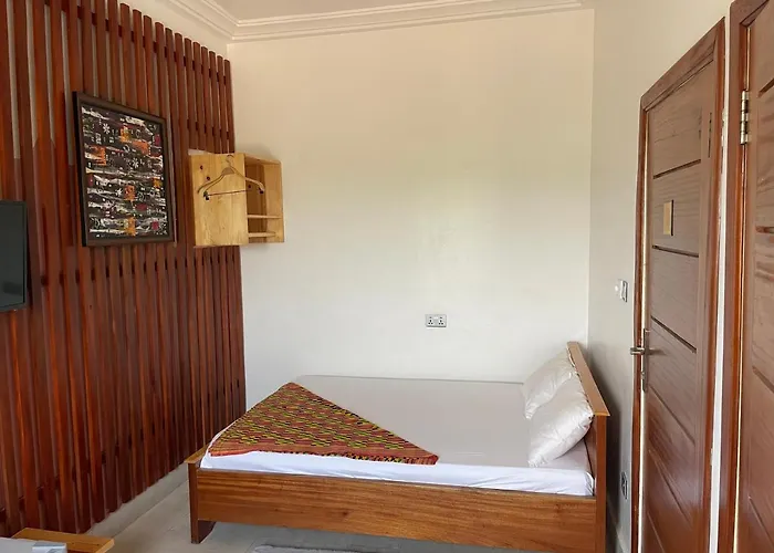 Theo Good Life Hotel